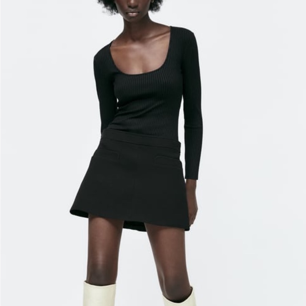ZARA BLACK SQUARE NECK RIBBED BODYSUIT SIZE S